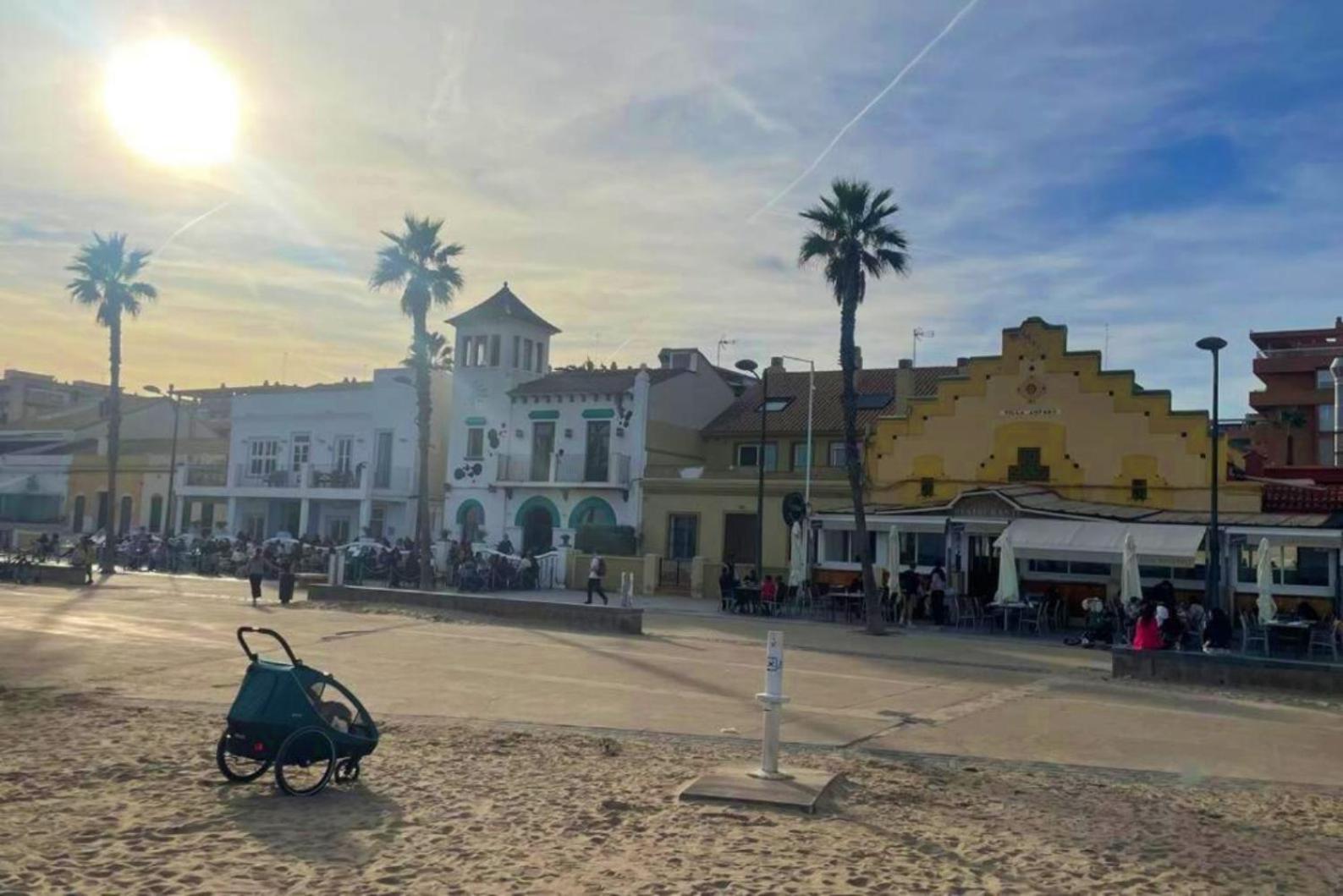 Apto. Luminoso Con Vistas En Playa De La Patacona Valencia Exterior foto